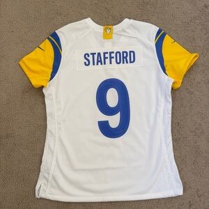 Womens LA Rams jersey